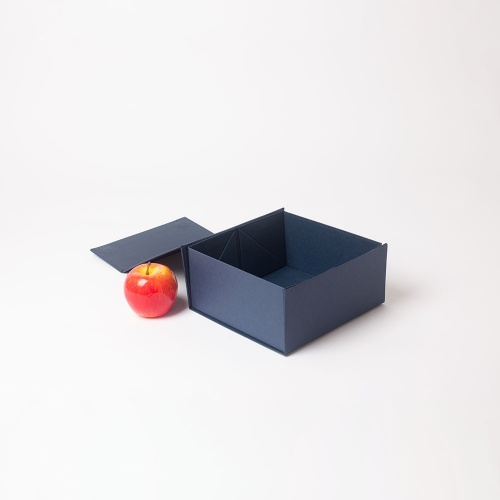 Коробка самосборная на магнитах 21х10х20, тёмно-синий, дизайнерская бумага