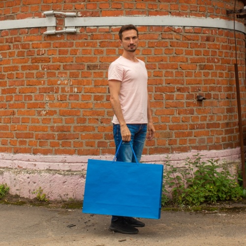 Пакеты бумажные 70х50х20см, цвет - синий, материал - плотный крафт, ламинация - без ламинации, ручки - шнур, фото 5