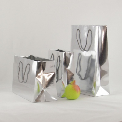 Пакет 31x20x13, зеркальное серебро, глянец, картон