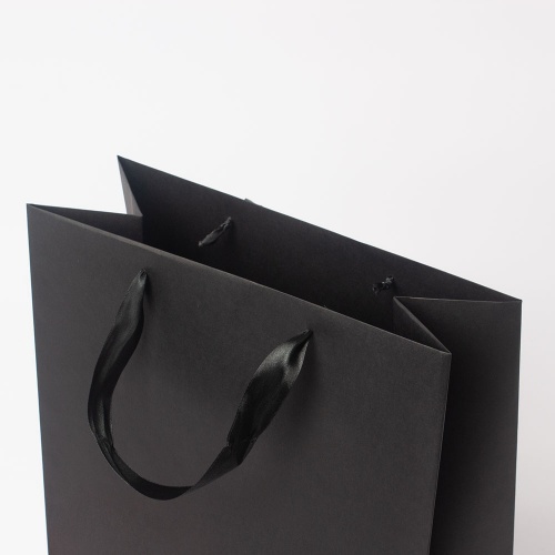 Пакеты бумажные 33х40х16см, цвет - черный, материал - дизайнерская бумага, ламинация - без ламинации, ручки - лента атласная, фото 4 
