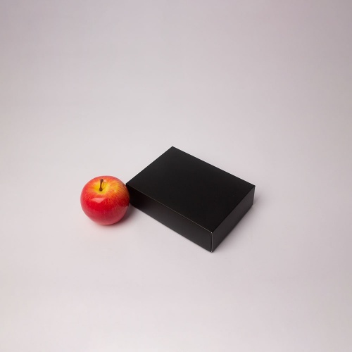 Картонные коробки 17х4х12см, цвет - черный, материал - картон, ламинация - матовая, фото 1 (вид спереди)