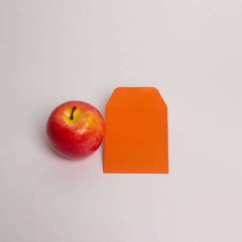 Конверты 9х10, цвет - оранжевый, материал - дизайнерская бумага, ламинация - без ламинации, фото 1 (вид спереди)