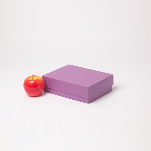 Кашированные коробки 21х6х15см, цвет - сиреневый, материал - дизайнерская бумага, ламинация - без ламинации, фото 1 (вид спереди)