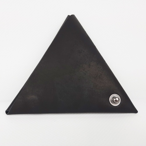 Конверт треугольный кожанный черный 12х13