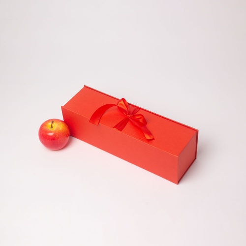 Коробка с откидной крышкой 9х33х9, красный, дизайнерская бумага, лента атласная