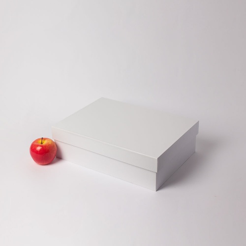 Кашированные коробки 35х10х25см, цвет - белый, материал - мелованная бумага, ламинация - матовая, фото 1 (вид спереди)