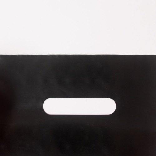 Полиэтиленовые пакеты 20х30х3см, цвет - черный, материал - полиэтилен, ламинация - без ламинации, ручки - прорубные, фото 2 