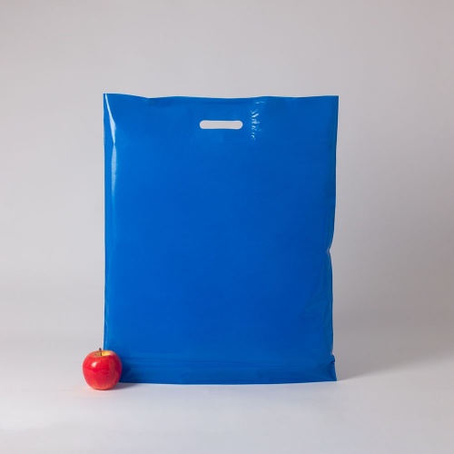 Полиэтиленовые пакеты 60х50х4см, цвет - синий, материал - полиэтилен, ламинация - без ламинации, ручки - прорубные, фото 1 (вид спереди)