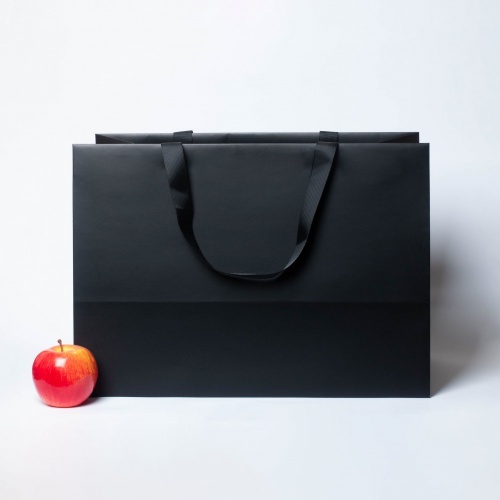 Пакет бумажный, 45x32x24, черный матовый, с вклееной ручкой