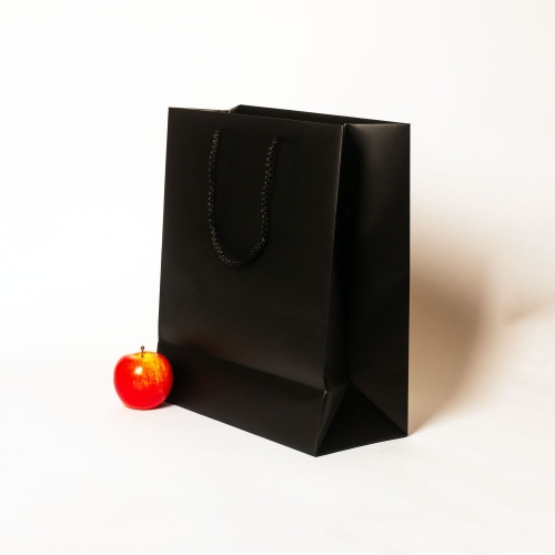 Пакеты бумажные, 33x40x16, черный матовый С Днем рождения