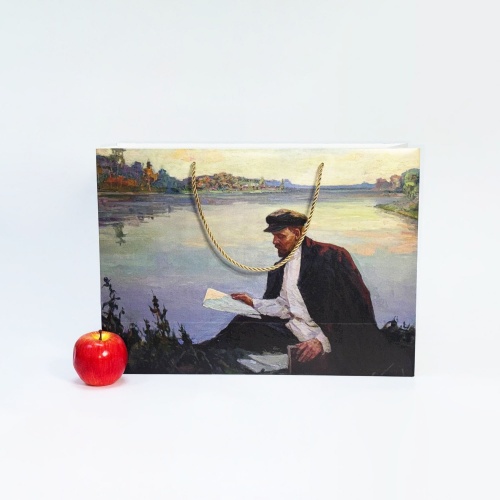 Пакеты бумажные, 47x34x16, белый матовый "Ленин в заливе"