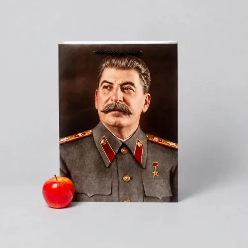 Пакеты бумажные, 30x40x13, белый, мелованная бумага, матовый Сталин портрет лак