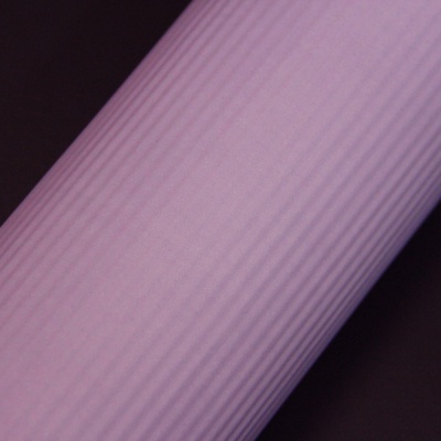 Упаковочная бумага 50х1000, цвет - сиреневый, материал - тонкий крафт, ламинация - без ламинации, фото 1 (вид спереди)
